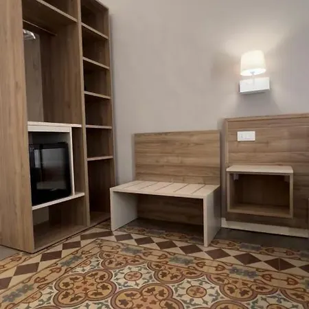 Nove Volte Alojamento de Acomodação e Pequeno-almoço Catânia